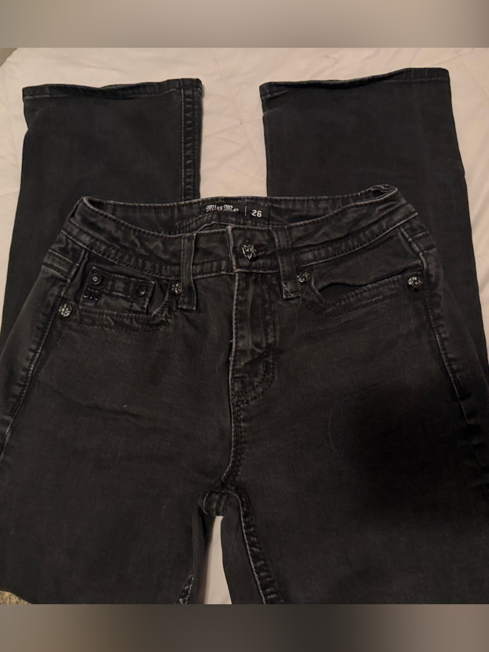 Black Women’s Miss Me jeans-boot cut nice fit